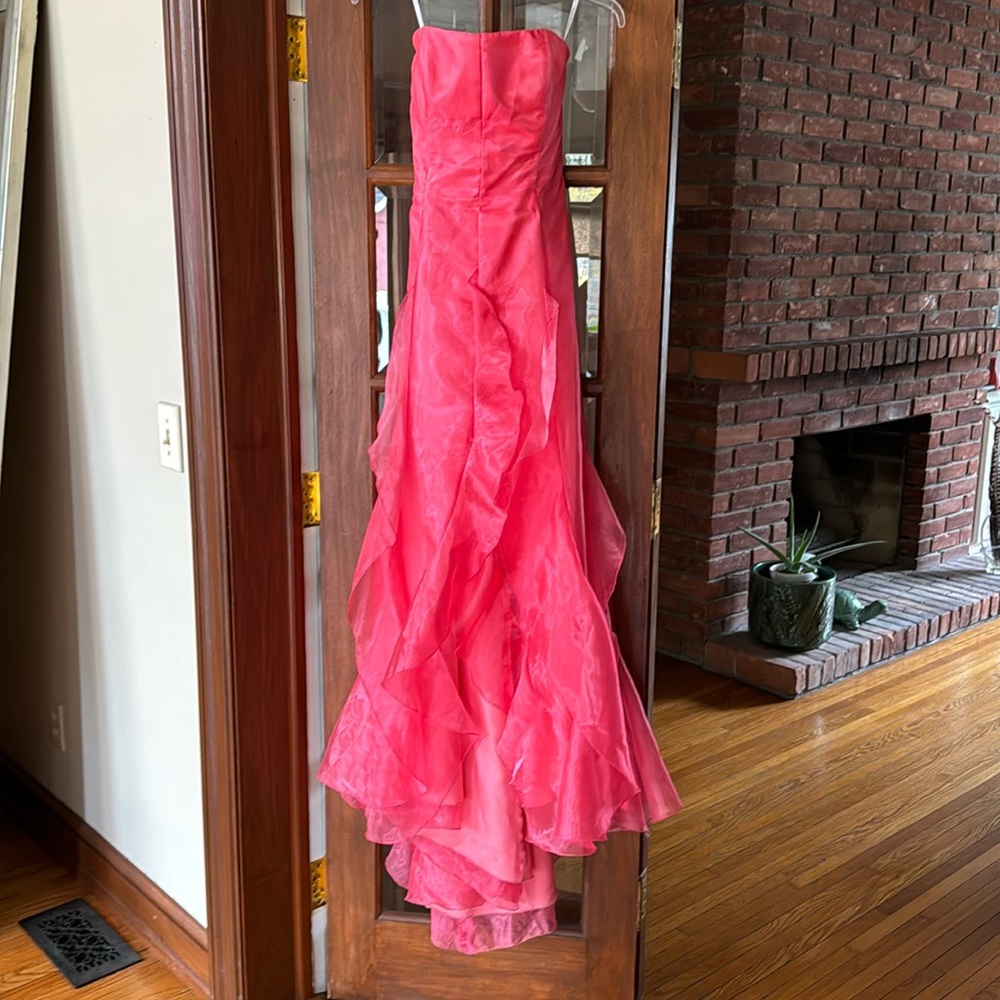 Prom Time!!!! Barbie Style 💃🩷 Jessica McClintock Strapless Dress - Size Small.